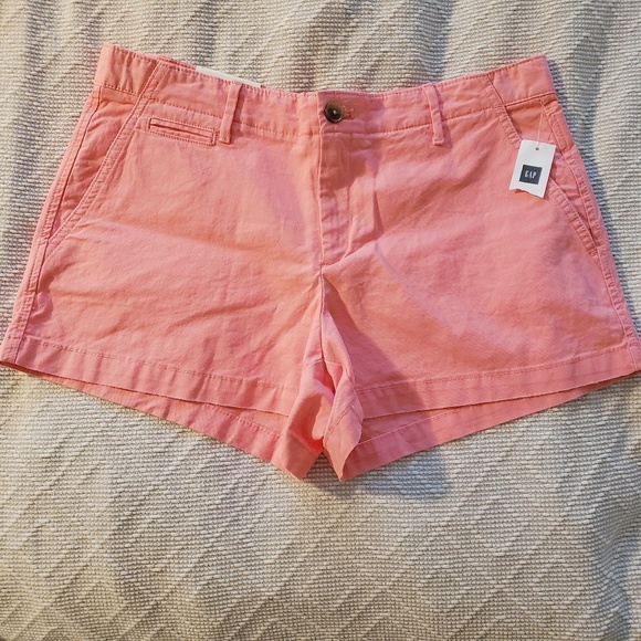 GAP Pants - GAP NWT Mid Rise Coral Stretch Summer Short Size 8